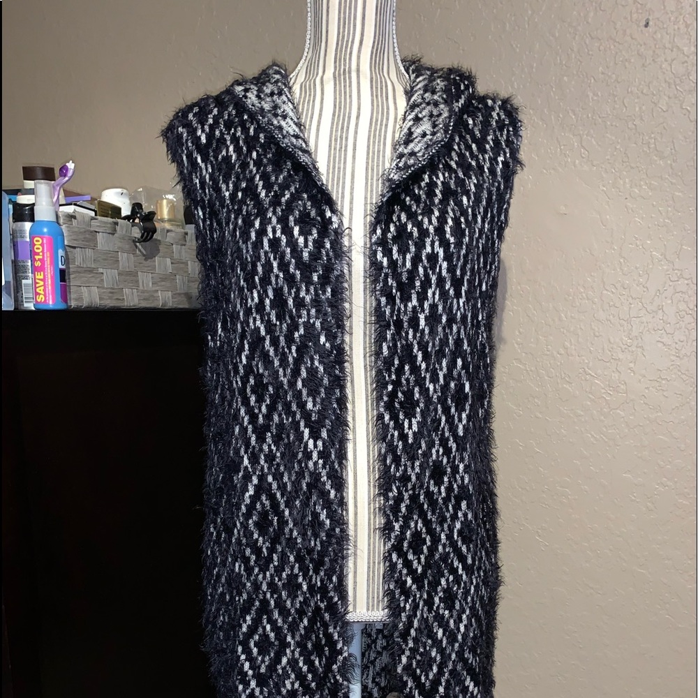 Catos Hooded Sweater Vest NWOT